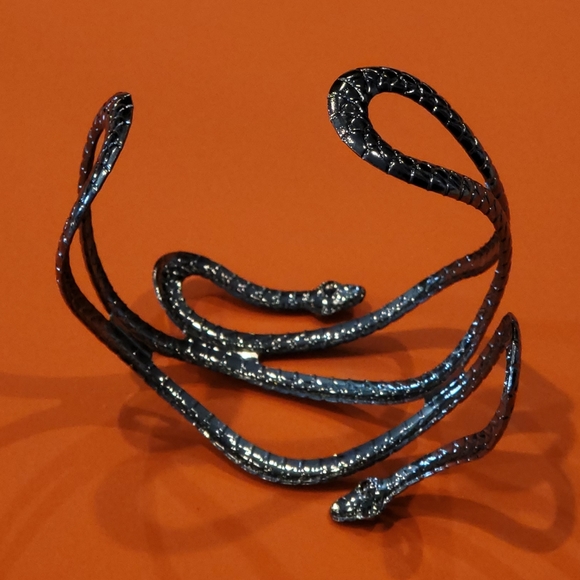 Snake Bracelet - Picture 3 of 3